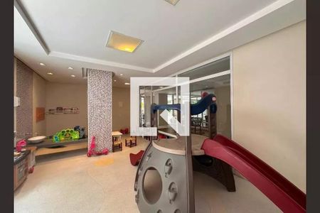 Apartamento à venda com 305m², 4 quartos e 4 vagas Apartamento à venda com 305m², 4 quartos e 4 vagasArea Comum