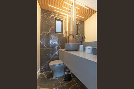 Apartamento à venda com 305m², 4 quartos e 4 vagas Apartamento à venda com 305m², 4 quartos e 4 vagasLavabo