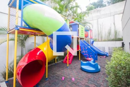 Apartamento à venda com 305m², 4 quartos e 4 vagas Apartamento à venda com 305m², 4 quartos e 4 vagasArea Comum