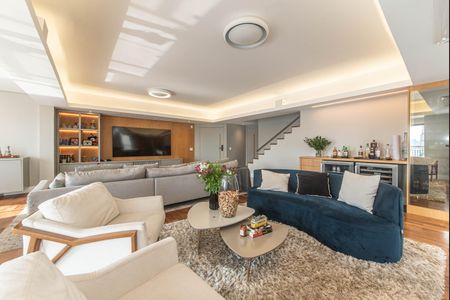 Apartamento à venda com 305m², 4 quartos e 4 vagas Apartamento à venda com 305m², 4 quartos e 4 vagasSala