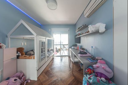 Apartamento à venda com 305m², 4 quartos e 4 vagas Apartamento à venda com 305m², 4 quartos e 4 vagasSuite 3