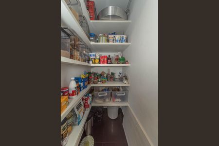 Apartamento à venda com 305m², 4 quartos e 4 vagas Apartamento à venda com 305m², 4 quartos e 4 vagasCozinha
