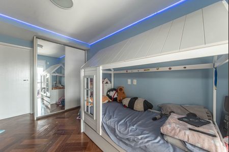 Apartamento à venda com 305m², 4 quartos e 4 vagas Apartamento à venda com 305m², 4 quartos e 4 vagasSuite 3