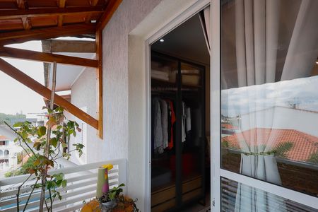 Casa à venda com 93m², 2 quartos e 1 vaga Casa à venda com 93m², 2 quartos e 1 vagaVaranda