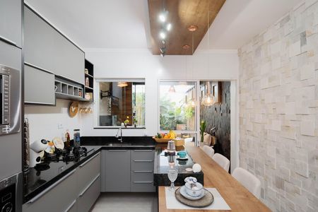 Casa à venda com 93m², 2 quartos e 1 vaga Casa à venda com 93m², 2 quartos e 1 vagaCozinha