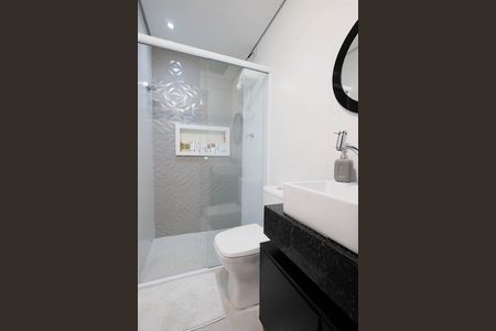 Casa à venda com 93m², 2 quartos e 1 vaga Casa à venda com 93m², 2 quartos e 1 vagaBanheiro da Suíte 1