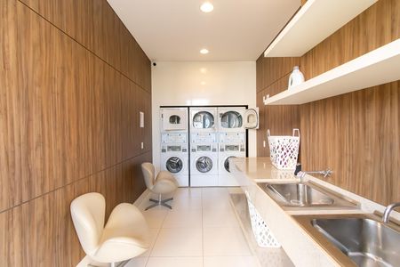 Apartamento à venda com 141m², 3 quartos e 2 vagas Apartamento à venda com 141m², 3 quartos e 2 vagasÁrea comum