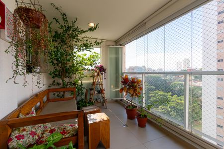 Apartamento à venda com 141m², 3 quartos e 2 vagas Apartamento à venda com 141m², 3 quartos e 2 vagasVaranda gourmet