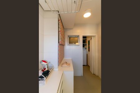 Apartamento à venda com 141m², 3 quartos e 2 vagas Apartamento à venda com 141m², 3 quartos e 2 vagasÁrea de Serviço