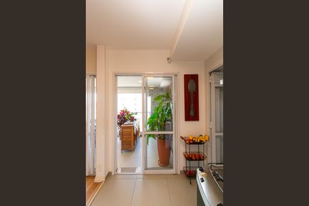 Apartamento à venda com 141m², 3 quartos e 2 vagas Apartamento à venda com 141m², 3 quartos e 2 vagasCozinha