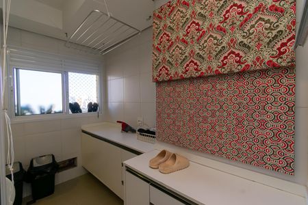 Apartamento à venda com 141m², 3 quartos e 2 vagas Apartamento à venda com 141m², 3 quartos e 2 vagasÁrea de Serviço