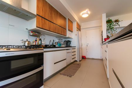 Apartamento à venda com 141m², 3 quartos e 2 vagas Apartamento à venda com 141m², 3 quartos e 2 vagasCozinha