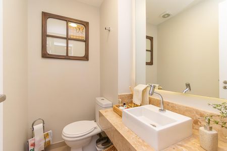 Apartamento à venda com 141m², 3 quartos e 2 vagas Apartamento à venda com 141m², 3 quartos e 2 vagasLavabo