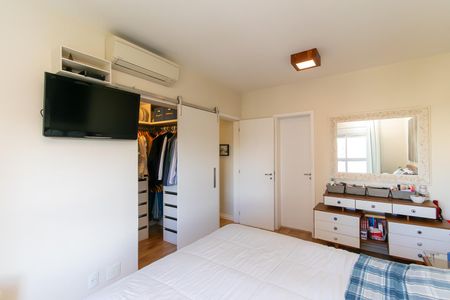Apartamento à venda com 141m², 3 quartos e 2 vagas Apartamento à venda com 141m², 3 quartos e 2 vagasSuíte
