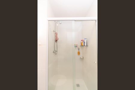 Apartamento à venda com 141m², 3 quartos e 2 vagas Apartamento à venda com 141m², 3 quartos e 2 vagasBanheiro da Suíte
