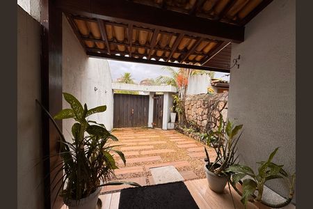 Casa de condomínio para alugar com 145m², 4 quartos e 2 vagasÁrea externa