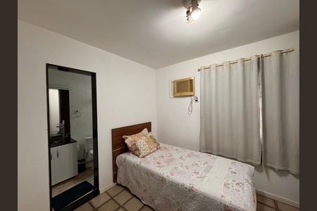 Casa de condomínio para alugar com 145m², 4 quartos e 2 vagasSuíte 2