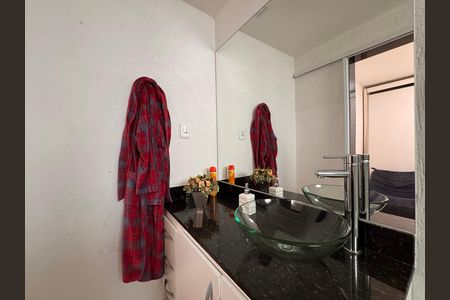 Casa de condomínio para alugar com 145m², 4 quartos e 2 vagasSuíte 2 - Banheiro