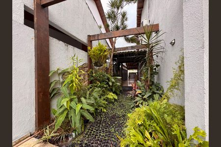 Casa de condomínio para alugar com 145m², 4 quartos e 2 vagasÁrea externa