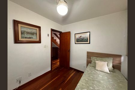 Casa de condomínio para alugar com 145m², 4 quartos e 2 vagasQuarto 2