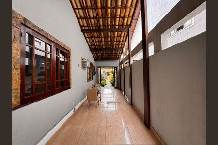 Casa de condomínio para alugar com 145m², 4 quartos e 2 vagasÁrea externa