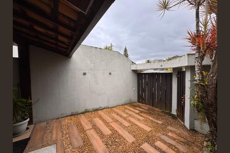 Casa de condomínio para alugar com 145m², 4 quartos e 2 vagasÁrea externa