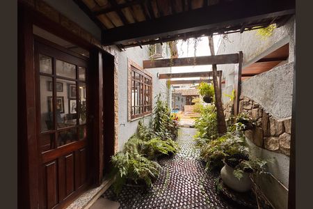 Casa de condomínio para alugar com 145m², 4 quartos e 2 vagasÁrea externa