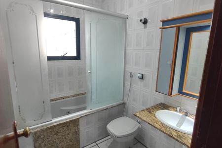 Apartamento à venda com 117m², 3 quartos e 2 vagas Apartamento à venda com 117m², 3 quartos e 2 vagasBanheiro da Suíte 1