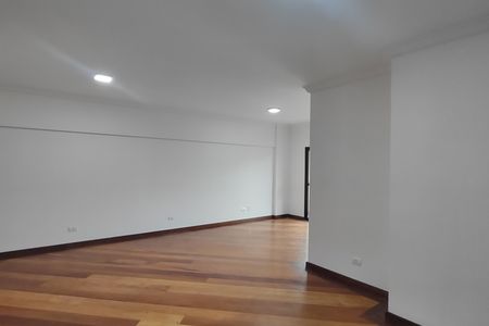 Apartamento à venda com 117m², 3 quartos e 2 vagas Apartamento à venda com 117m², 3 quartos e 2 vagasSala