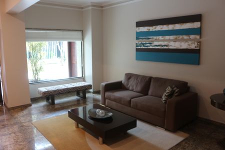 Apartamento à venda com 117m², 3 quartos e 2 vagasHall social