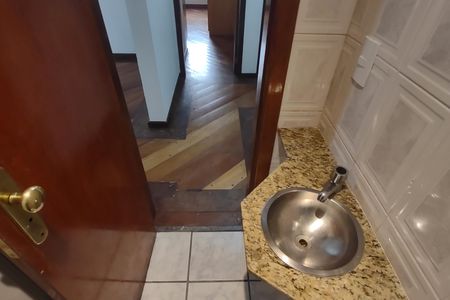 Apartamento à venda com 117m², 3 quartos e 2 vagas Apartamento à venda com 117m², 3 quartos e 2 vagasLavabo
