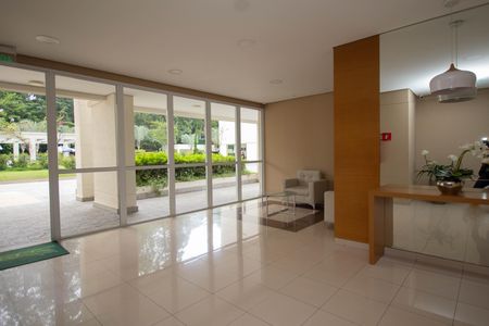 Apartamento para alugar com 81m², 3 quartos e 1 vaga Apartamento para alugar com 81m², 3 quartos e 1 vagaHall social