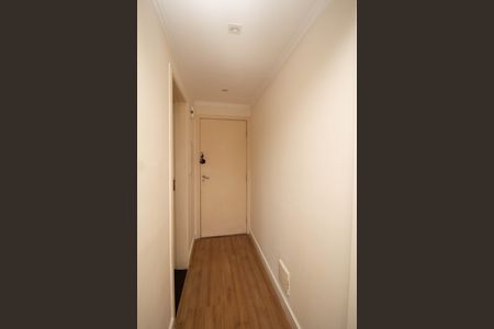 Apartamento para alugar com 81m², 3 quartos e 1 vaga Apartamento para alugar com 81m², 3 quartos e 1 vagaCorredor