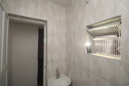 Casa para alugar com 40m², 1 quarto e sem vaga Casa para alugar com 40m², 1 quarto e sem vagaBanheiro