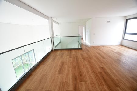 Casa de condomínio à venda com 312m², 5 quartos e 4 vagasSala / Mezanino