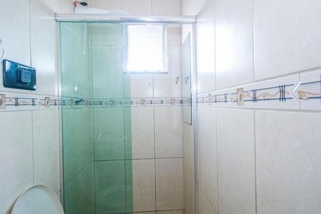 Casa à venda com 100m², 3 quartos e 2 vagas Casa à venda com 100m², 3 quartos e 2 vagasBanheiro 2