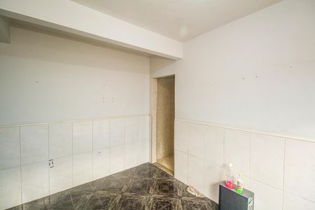 Sala de casa à venda com 3 quartos, 100m² em Realengo, Rio de Janeiro