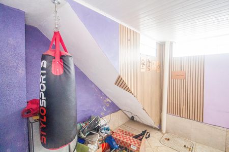Casa à venda com 100m², 3 quartos e 2 vagas Casa à venda com 100m², 3 quartos e 2 vagasCozinha e Área de Serviço