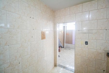 Casa à venda com 100m², 3 quartos e 2 vagas Casa à venda com 100m², 3 quartos e 2 vagasCozinha e Área de Serviço
