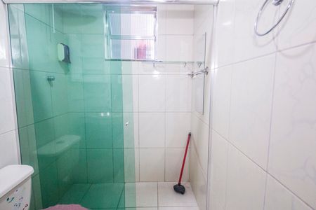 Casa à venda com 100m², 3 quartos e 2 vagas Casa à venda com 100m², 3 quartos e 2 vagasBanheiro