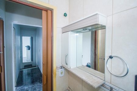 Casa à venda com 100m², 3 quartos e 2 vagas Casa à venda com 100m², 3 quartos e 2 vagasBanheiro 2
