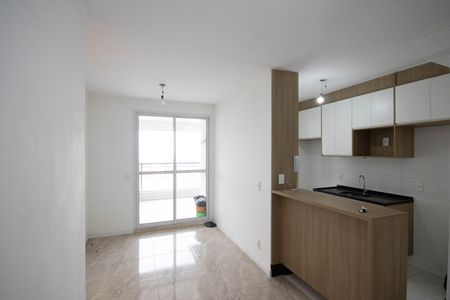 Sala  de apartamento para alugar com 2 quartos, 67m² em Vila Mazzei, São Paulo