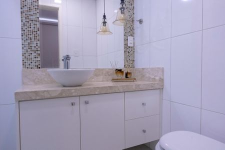 Apartamento para alugar com 55m², 1 quarto e 2 vagas Apartamento para alugar com 55m², 1 quarto e 2 vagasBanheiro da Suíte