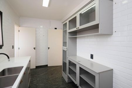 Apartamento à venda com 148m², 3 quartos e 1 vagaCozinha - Armários