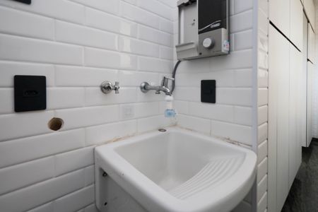 Apartamento à venda com 148m², 3 quartos e 1 vagaÁrea de Serviço