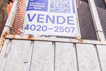 Casa à venda com 73m², 2 quartos e sem vaga Casa à venda com 73m², 2 quartos e sem vagaVista da Rua