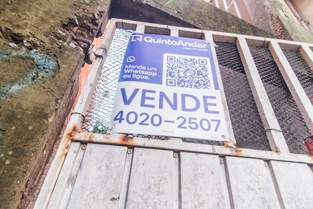Casa à venda com 73m², 2 quartos e sem vaga Casa à venda com 73m², 2 quartos e sem vagaVista da Rua