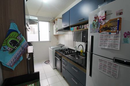 Cozinha de apartamento à venda com 2 quartos, 44m² em Parque Ipe, São Paulo