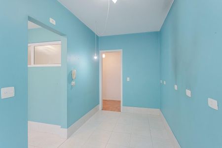 Apartamento à venda com 81m², 2 quartos e sem vaga Apartamento à venda com 81m², 2 quartos e sem vagaCozinha
