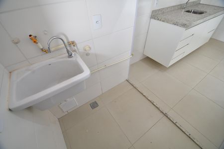 Apartamento à venda com 60m², 2 quartos e 1 vagaÁrea de Serviço